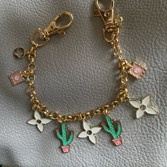Cactus design chain charm - Picture 4 of 4